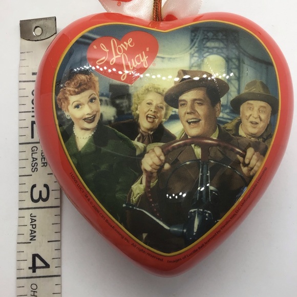 I love Lucy Heart Ornament 2006 CBS California Here We Come Desi Fred Ethel NIB - Picture 7 of 7